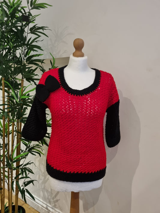Black & Red Knitted Top