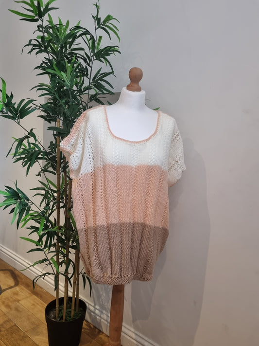 Tri-Colour Cream Top